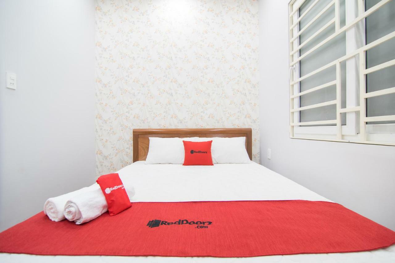 Hotel Reddoorz @ Huynh Tan Phat 3*